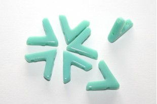 Ava® Beads Jade 10x4mm - 10pcs