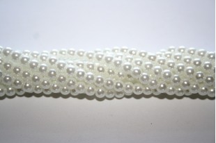 Glass Pearls Strand White 4mm - 105pcs