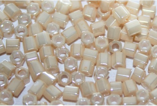 Perline Toho Hexagon Opaque Lustered Light Beige 8/0 - 10gr 2