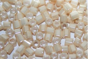 Hexagon Toho Seed Beads Opaque Lustered Light Beige 8/0 - 10gr