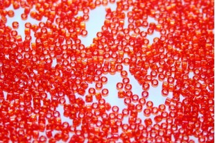 Treasure Toho Seed Beads Transparent Light Siam Ruby 11/0 - 5gr