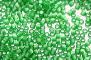 Treasure Toho Seed Beads Transparent Frosted Grass Green 11/0 - 5gr