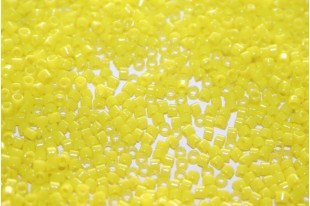 Treasure Toho Seed Beads Opaque Dandelion 11/0 - 5gr