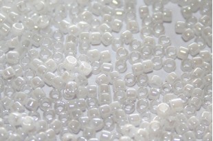Perline Treasure Toho Opaque Lustered White 11/0 - 5gr