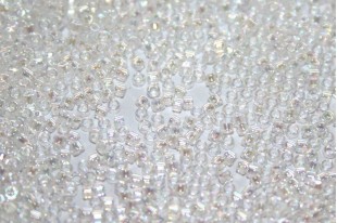 Treasure Toho Seed Beads Transparent Rainbow Crystal 11/0 - 5gr