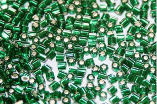 Hexagon Toho Seed Beads Silver Lined Green Emerald 11/0 - 10gr