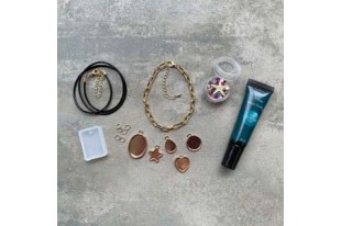 Kit per Creare Gioielli in Resina - Starter Kit per Collana e Bracciale