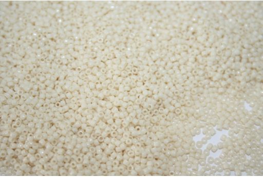Perline Toho Round Rocailles 15/0, 10gr. Opaque Beige