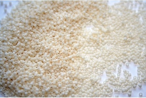 8gr. Perline Delica Miyuki 11/0 Matte Chalk White MY01
