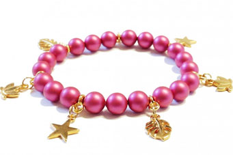 Bracciale con perle Swarovski Mulberry Pink e charms oro